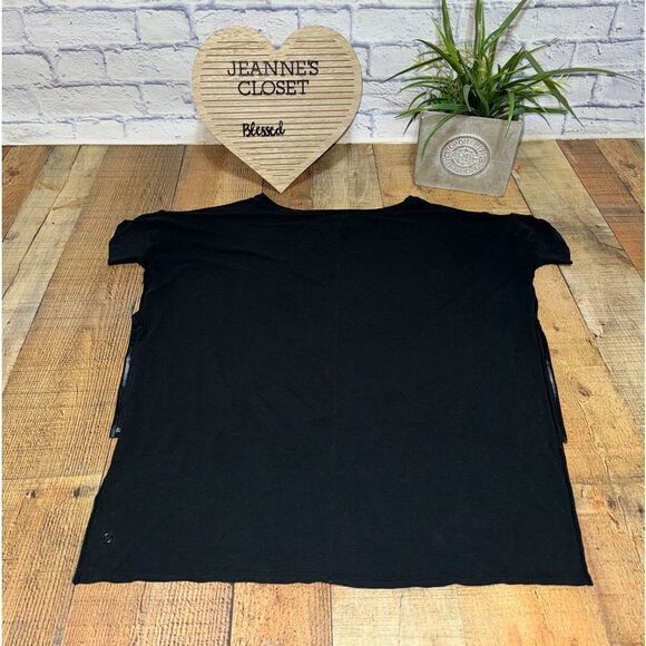 Lululemon My Mantra Short Sleeve
Black - Picture 16 of 16